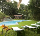 piscina  en el hotel Dik Dik